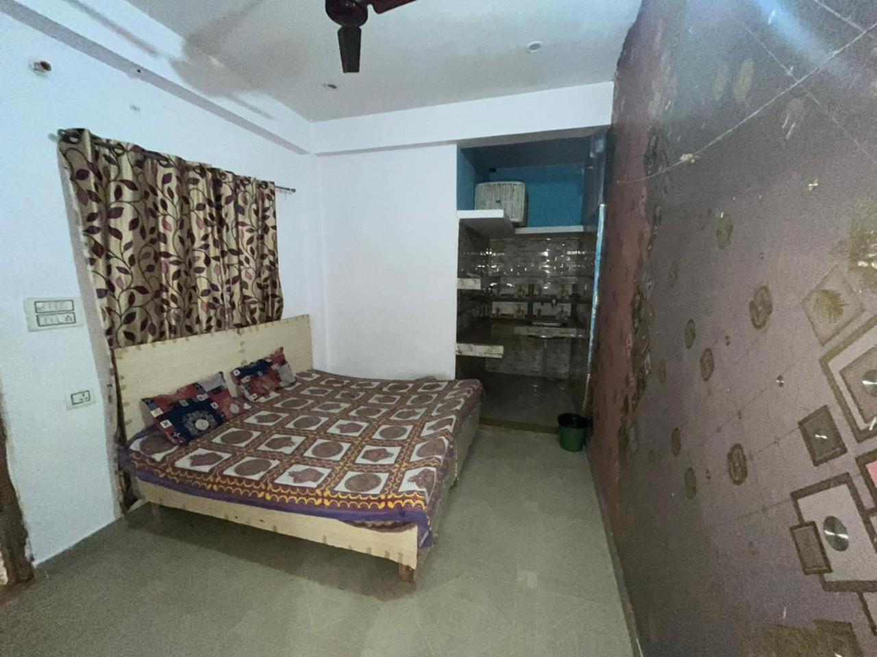 Balaji Homestay Mathura In Vrindavan エクステリア 写真