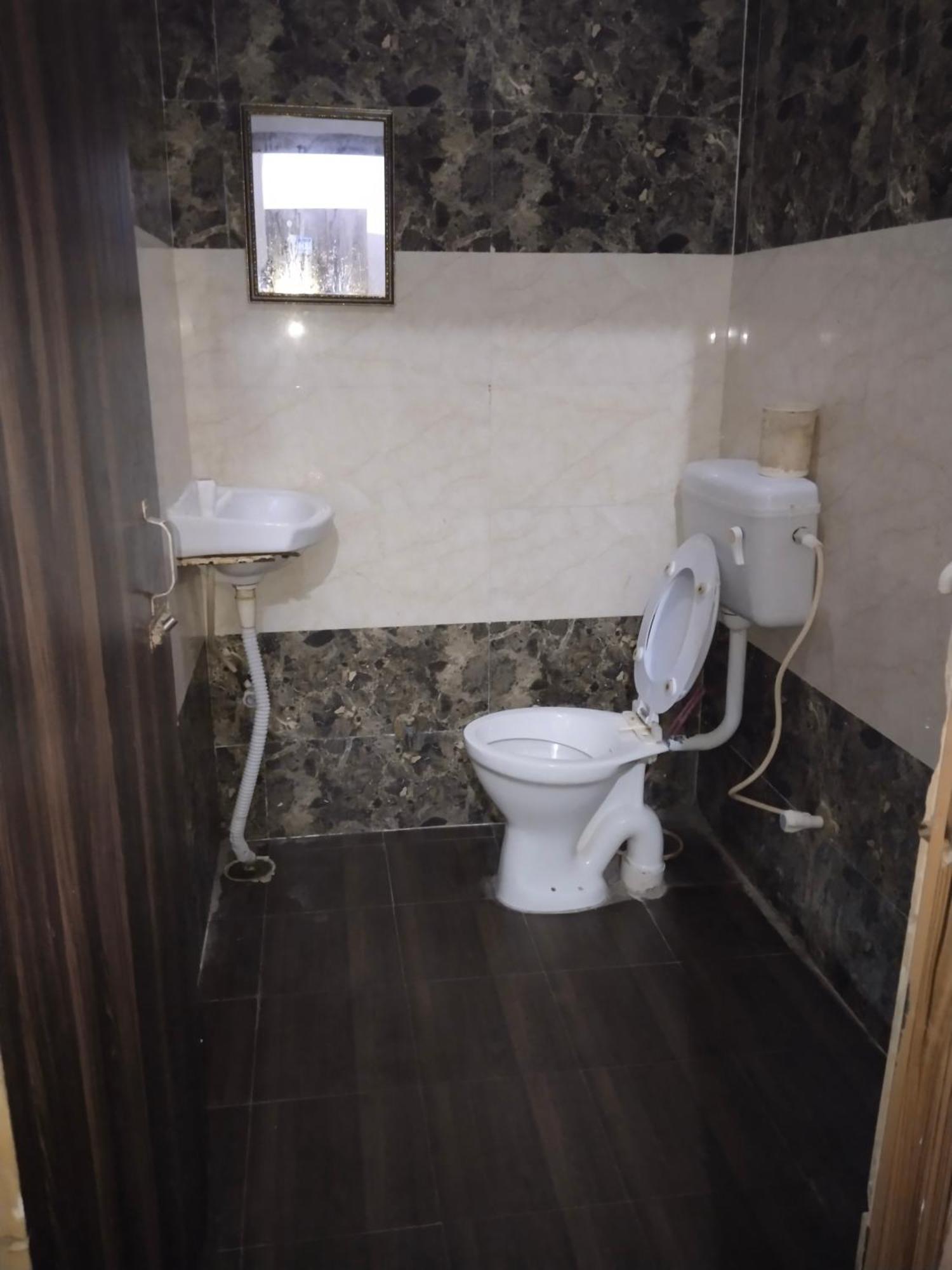Balaji Homestay Mathura In Vrindavan エクステリア 写真