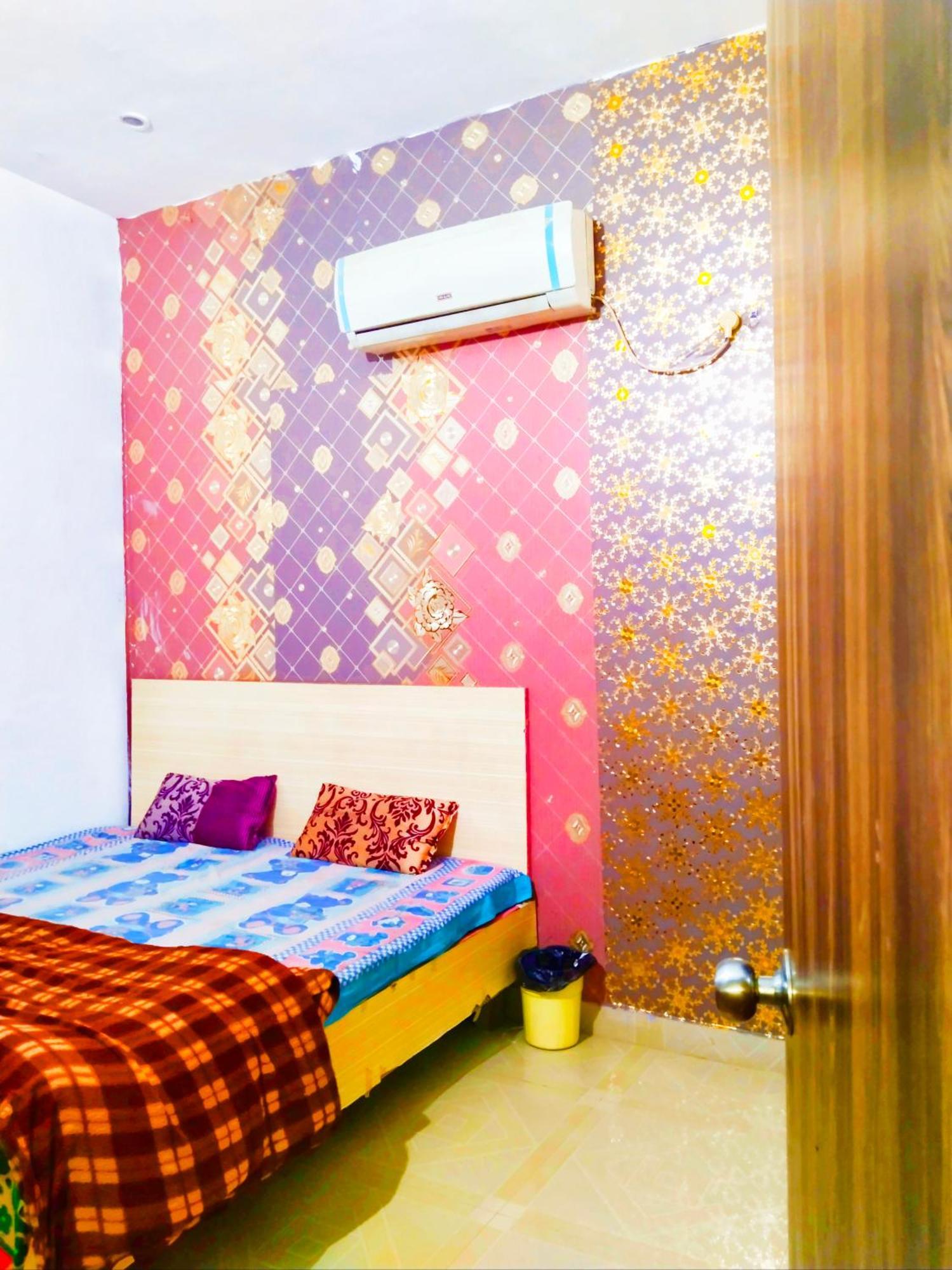 Balaji Homestay Mathura In Vrindavan エクステリア 写真