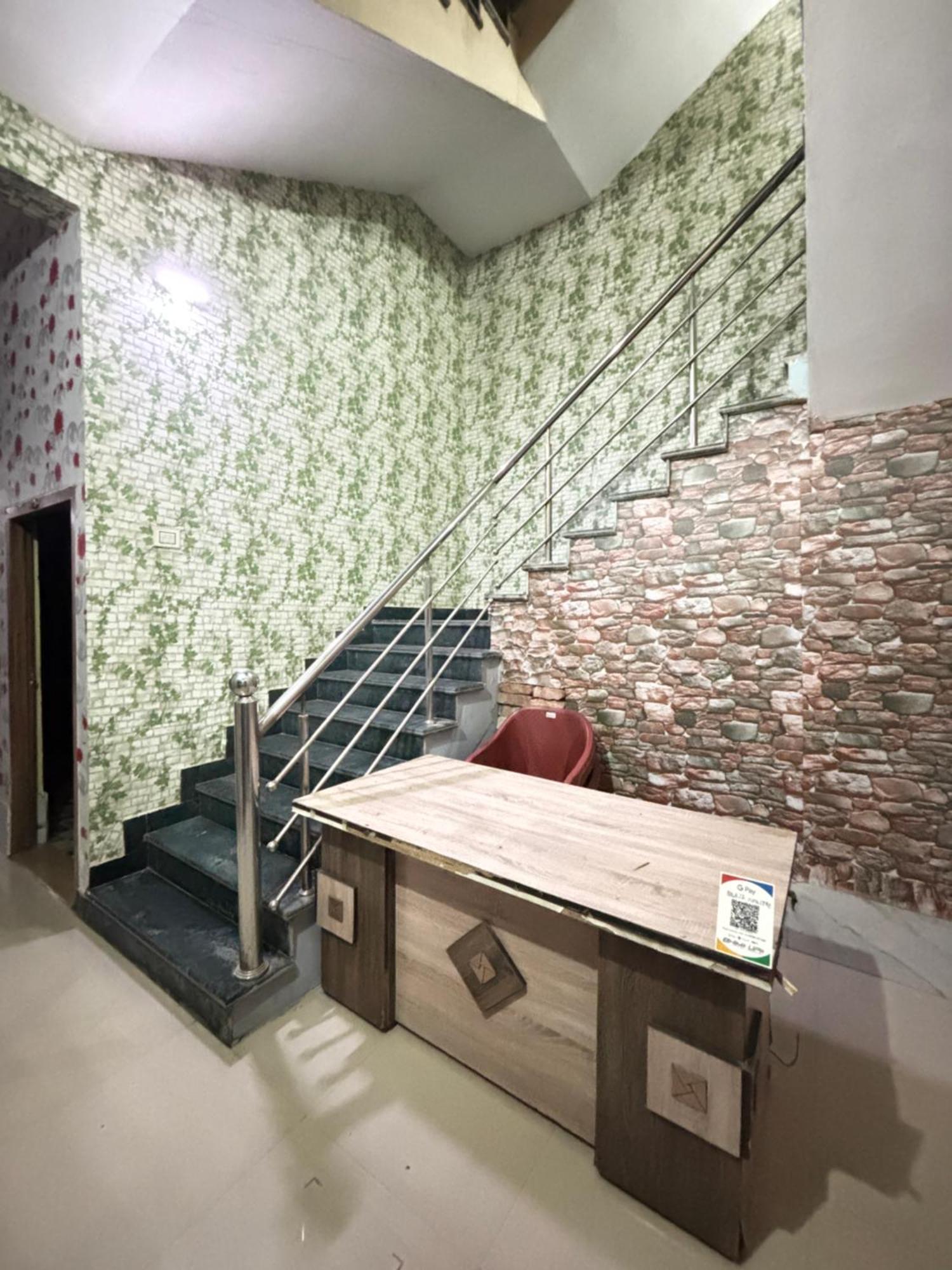 Balaji Homestay Mathura In Vrindavan エクステリア 写真
